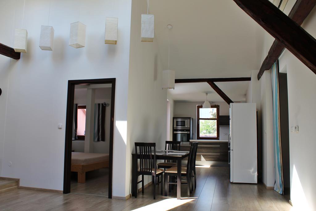 Attic With Parking, Near The Center Of Cb - 110M2 Apartment Ceske Budejovice Exterior photo